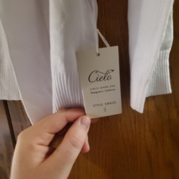 White Cardigan - Picture 3 of 4